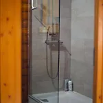 Canary Wild House 2 *